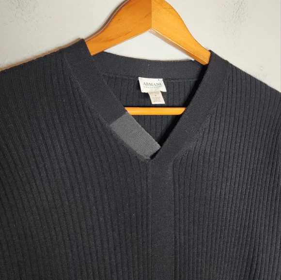 Armani Wool Black RibbedV-Neck Sweater Men's Sz Medium Giorgio Armani Collezioni